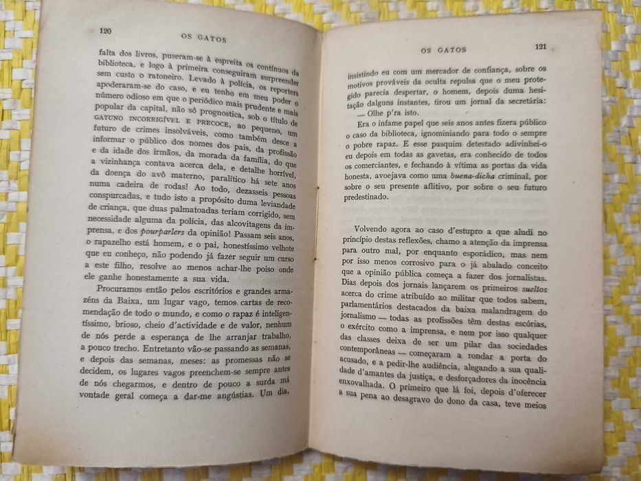 Os Gatos - 3º Volume – 
Fialho D'Almeida