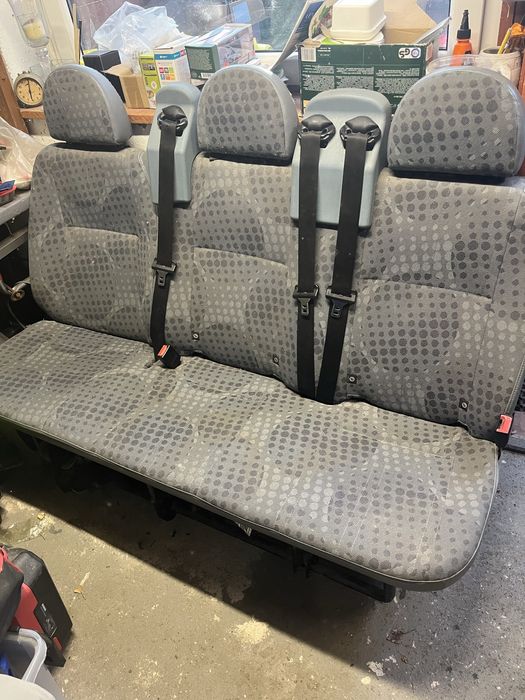 Fotel - ławka - kanapa 3 osobowa do Ford Transit 06 -14