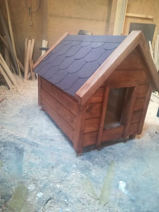 Buda dla dużego psa Sosnowa