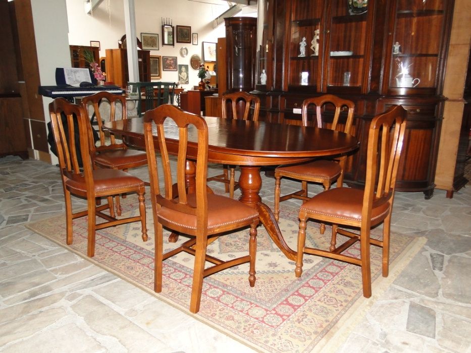 Mesa extensível em madeira - Como nova
