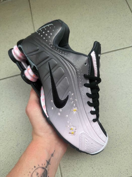Кросівки Nike Shox R4 Sakura Black Pink (37-41)