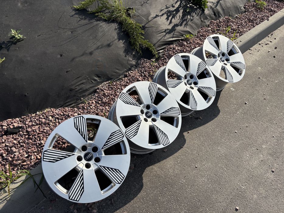 дисків оригінал Audi/Volkswagen 5x112 R19 Audi e-tron Q5 Q7 Q8 Id4 Id6