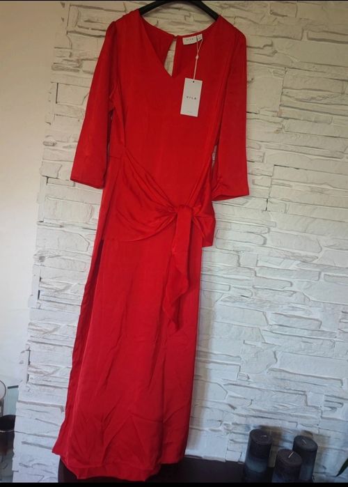 Sukienka Vila rozmiar M MIDI