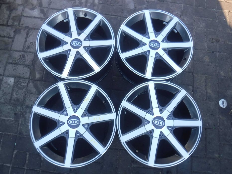 4xAlufelgi Kia Borbet CW 18cali 8,5J ET40 5x139,7