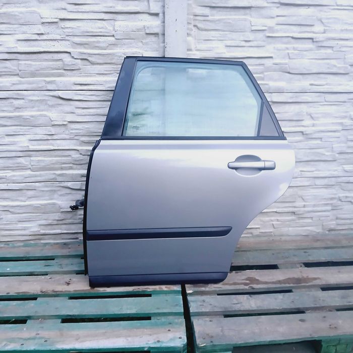 Volvo v50 Drzwi lewe tył 462-46