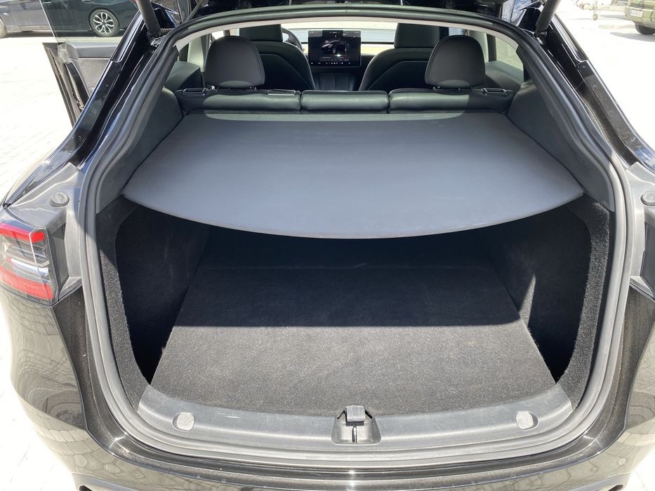 Продам Tesla model Y 2023 82kw long range