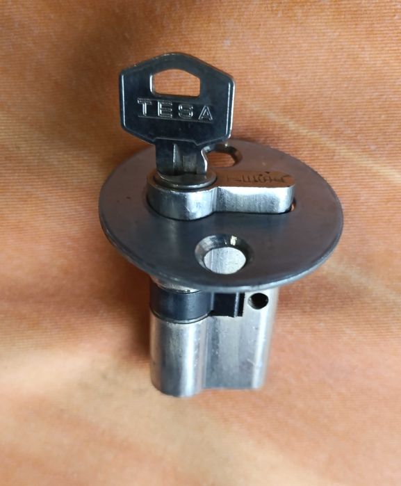 Cilindro Canhão p/ fechadura c/ espelho - Marca TESA