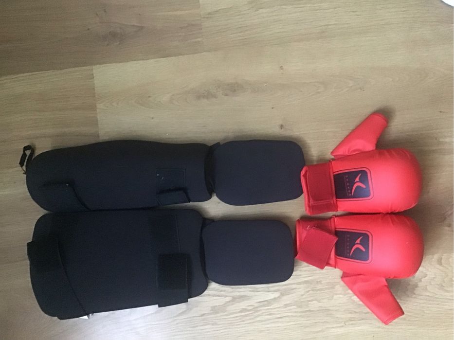 Ochraniacze + rekawice  do karate