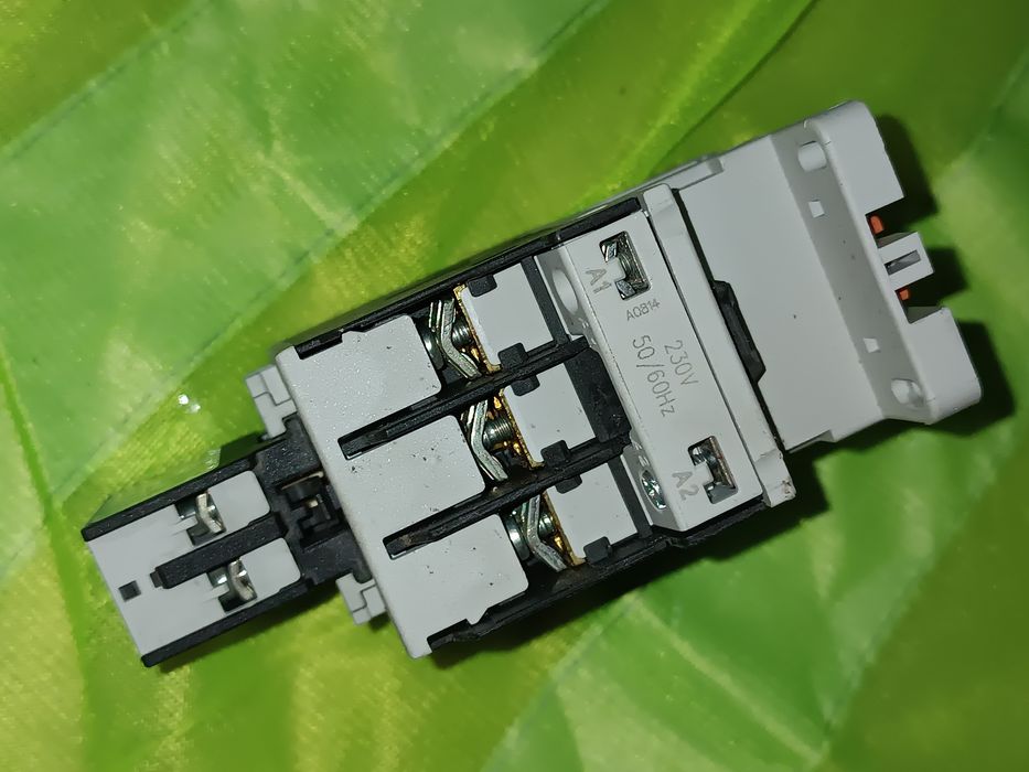 Контактор Lovato BF3200 A