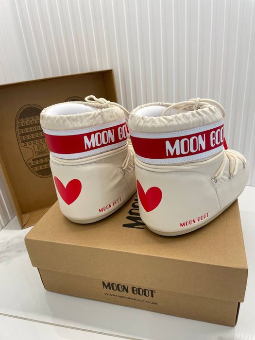 Мунбути  Moonboot снігоходи дутики moon boot снегоходы сапоги чоботи