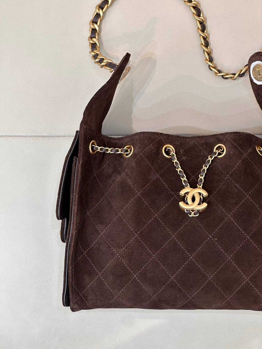 Damska torba typu hobo Chanel