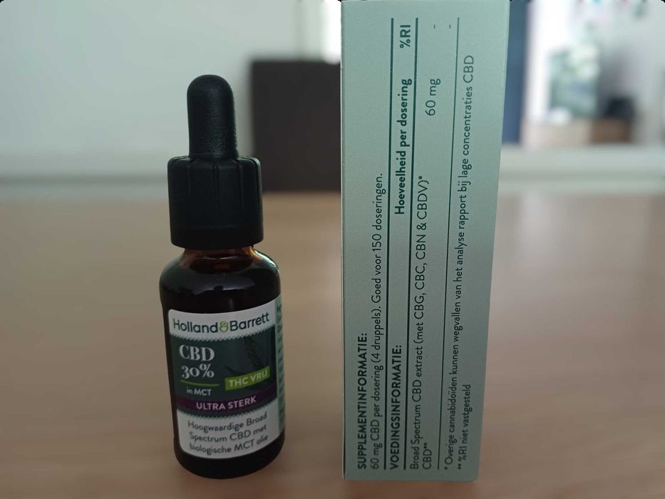 Holland & Barrett Olejek CBD 30% 30 ml Oryginalny