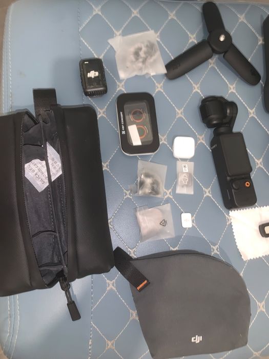 DJI pocket 3 creator combo