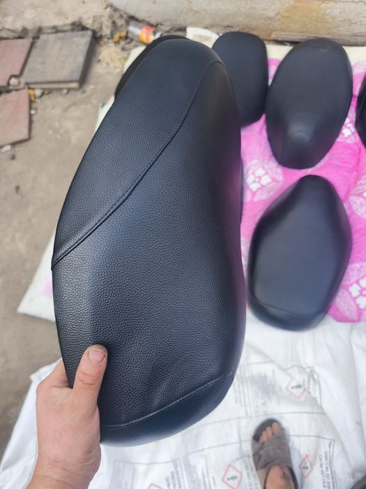 Сидіння на мопед Suzuki lets 1 2 new (lets 4 5 6 address v50 100 110 sepia  Honda dio 18 27 35 lead tact Yamaha jog sa 36 sa 16 aprio vino  sa 24 bj)