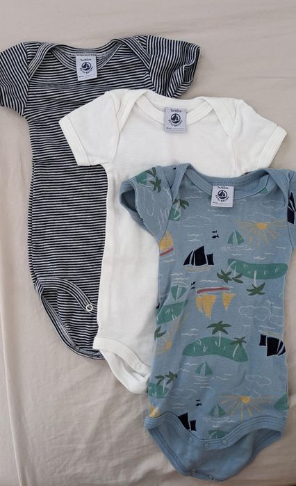Body z krótkim rękawem Petit Bateau x3 (rozmiar 60)
3 x size 60. Extre