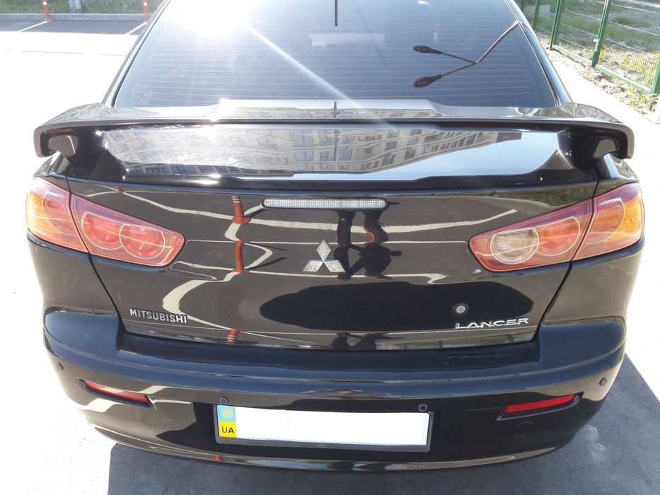 Авто Mitsubishi Lancer 10 2009 X 2.0i CVT (150 к.с.) в гарному стані
