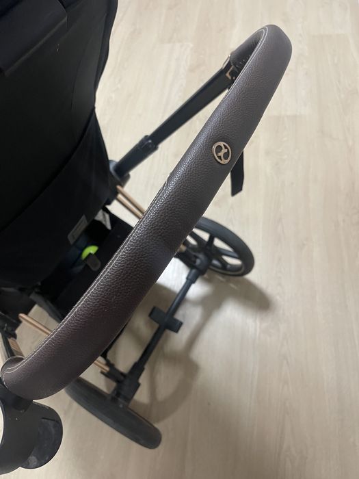 Коляска Cybex Priam 4.0 Deep black