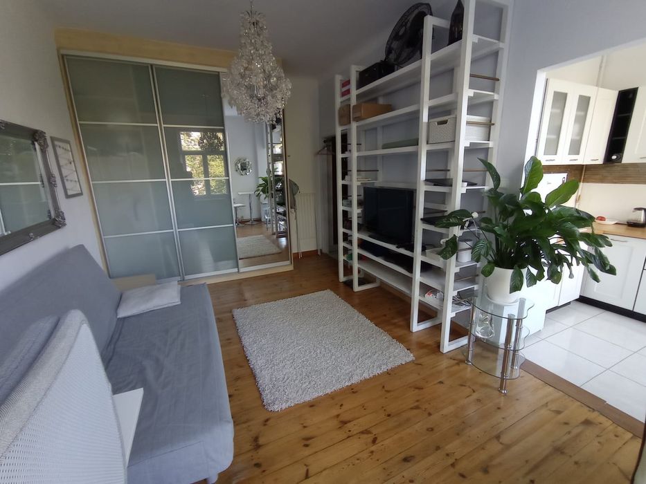 Wynajem przytulna i cicha kawalerka na Pradze ul. Grochowska od 01/26