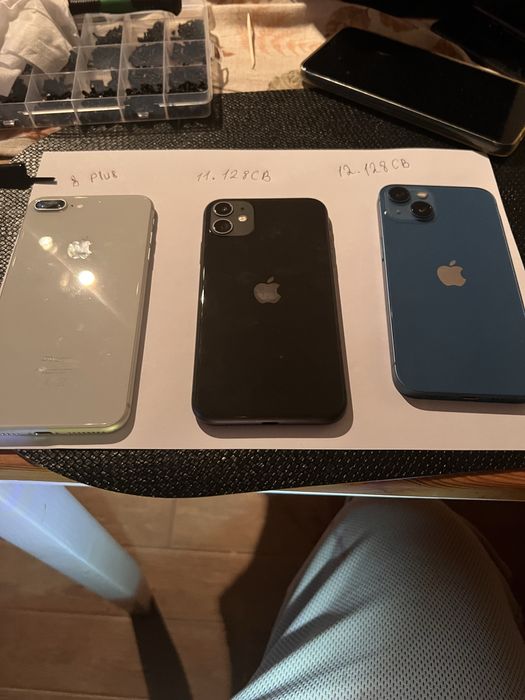 Продам iPhone  7  шт. Samsung galaxy A 10 Dodge honor