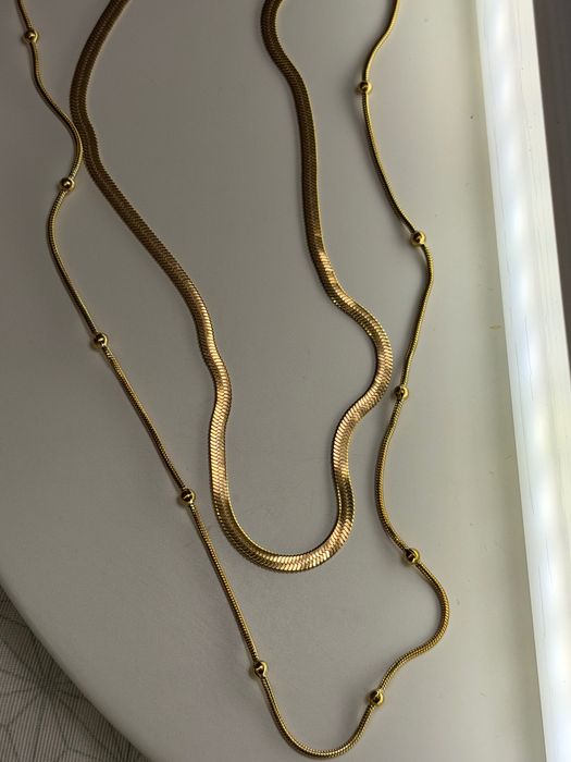 Vendo cordão feminino