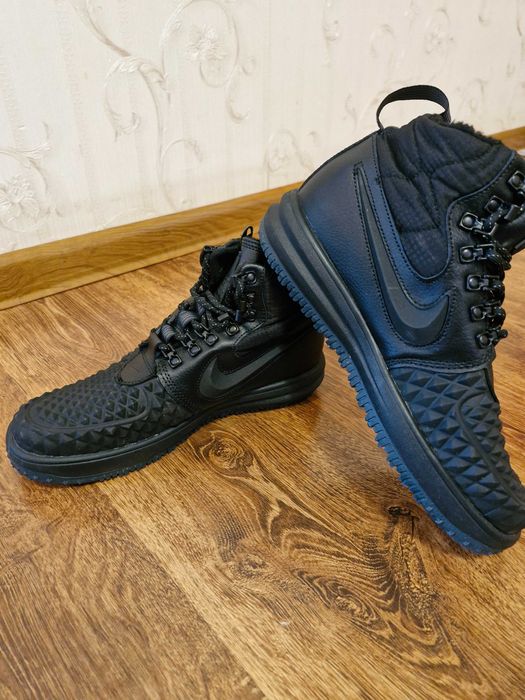 Чоловічі ботінки Nike AF1 EST 1982, р.41