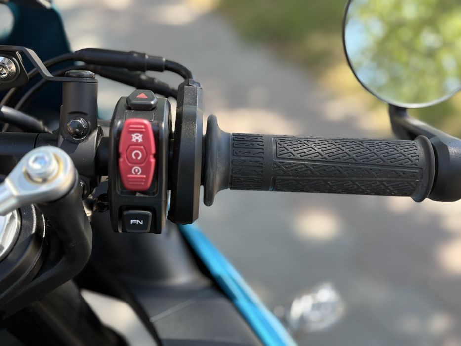 Мотоцикл CFMOTO 500SR VOOM