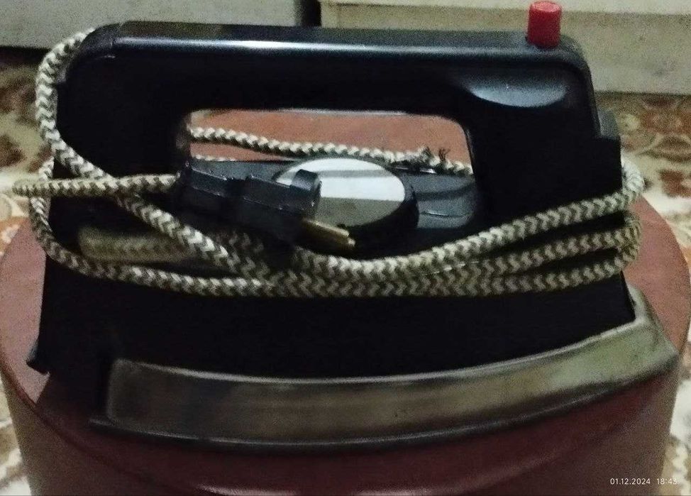 утюг СССР 1990 г