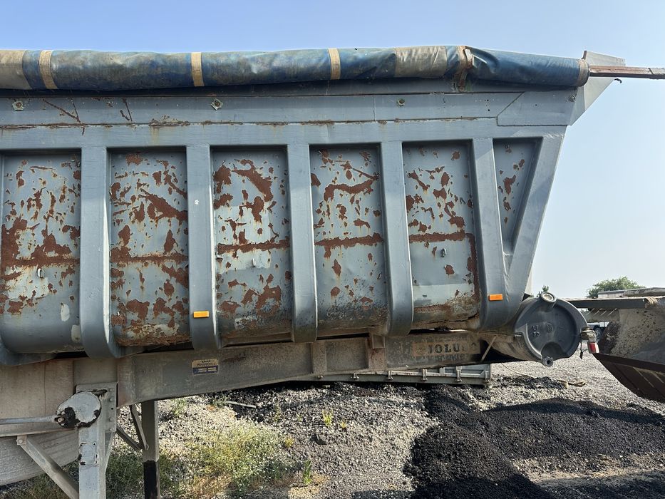 Semi reboque banheira basculante