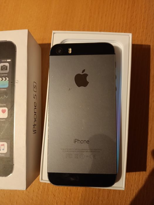 iPhone 5s de 16g impecável