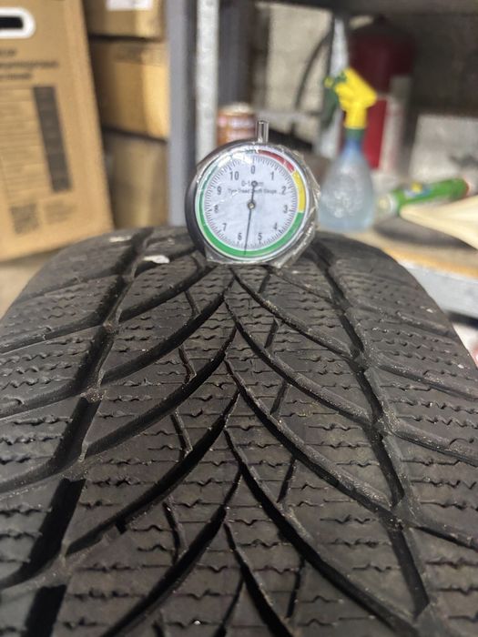 Шини 205/60 R16 GoodYear UG Ice 2 — зима, 5,5мм  — ПАРА
