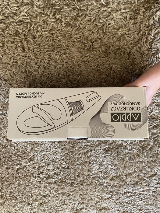 Odkurzacz samochodowy ręczny