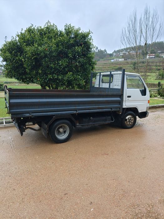 Toyota Dyna 150 3.0cc