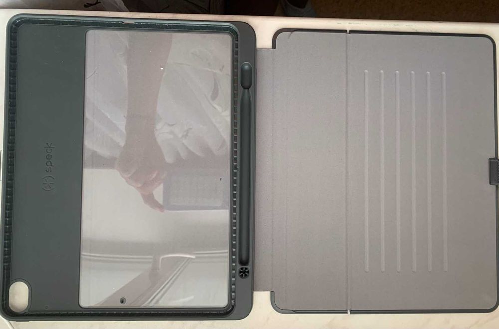Захисний чохол Speck Presidio Pro Folio для iPad Pro 12.9" (2018) — Новий