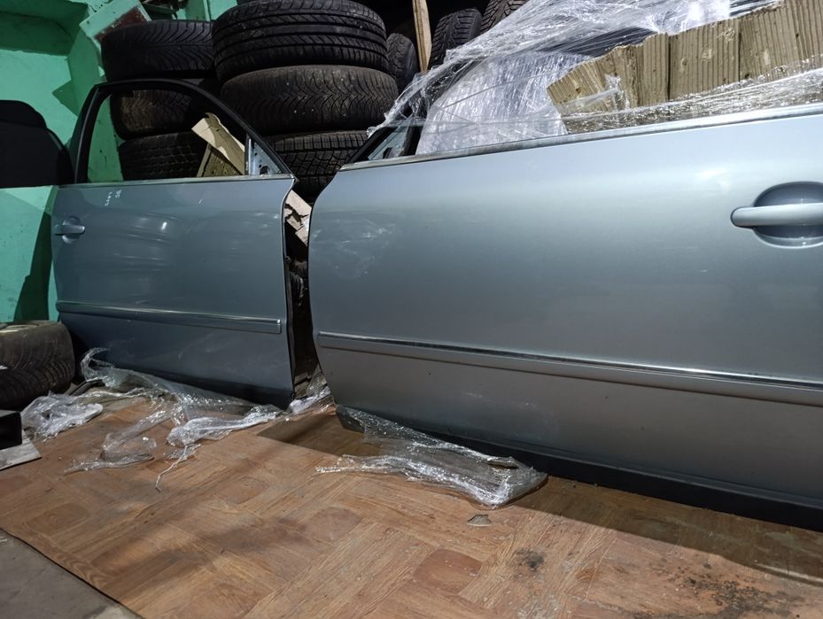 Продам двері passat b5 plus колір LB5S