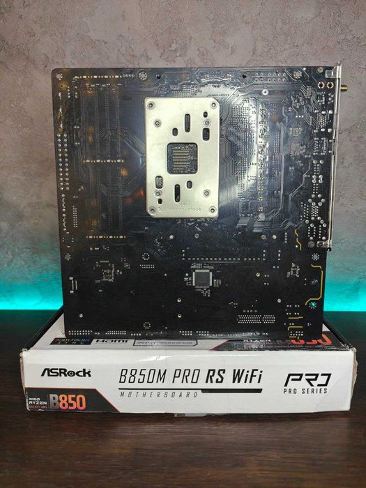 Материнська плата ASRock B850 Pro RS Wifi (AM5) 7000-9000 Серія AMD