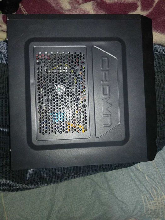 Продам недорогой системник