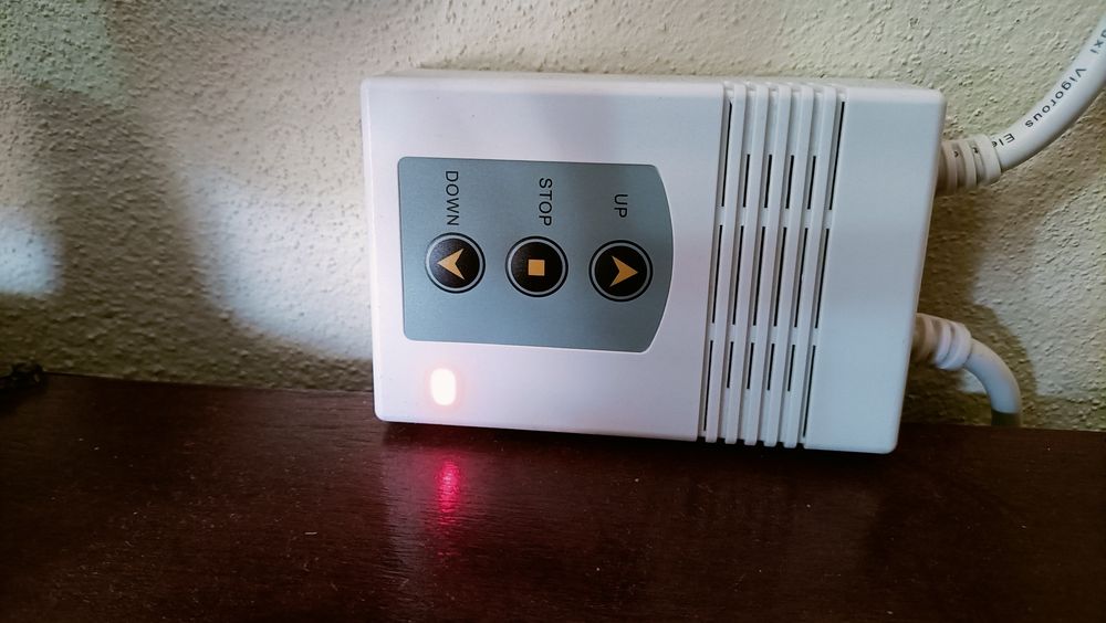 Tela de projeção elétrica com botão parede e comando