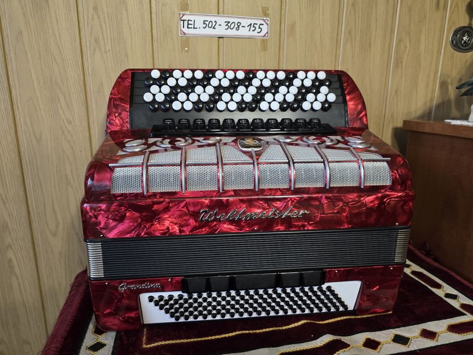 Akordeon Guzikowy Weltmeister Grandina 120bas cztery chóry