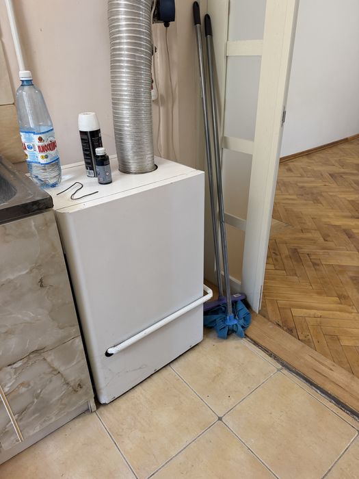 Продається двохкімнатна квартира