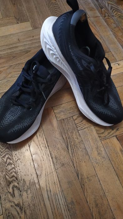 Кроссовки  Asics