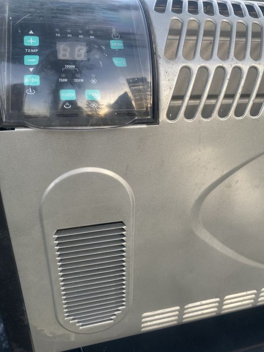 Grzejnik elektryczny z dmuchawa