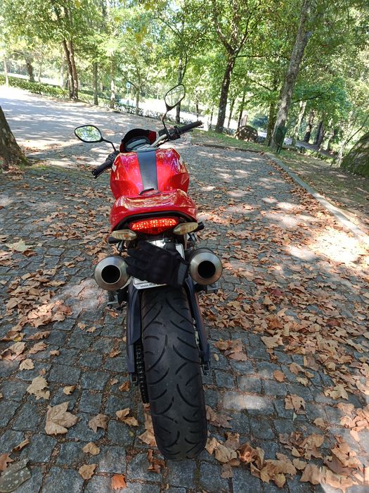 Ducati  Monster 696 (2009)    Vendo ou troco por automóvel.
