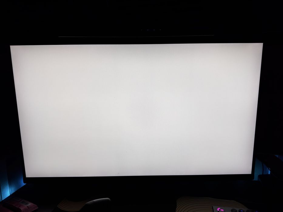 Монітор LG 32UN650-W, 32” 4K IPS