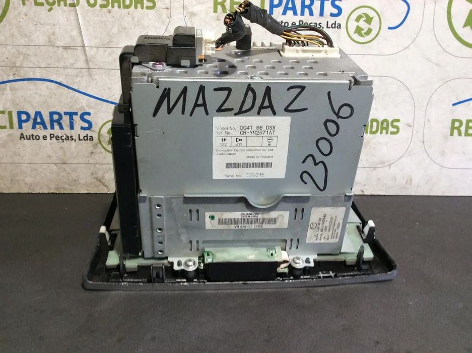 Radio Mazda2  1.2  75cv ano 2003 a 2007  CR-YM2671AT