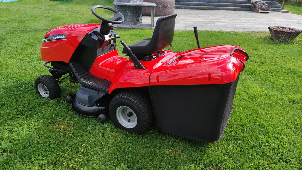 Traktorek kosiarka Honda 20 koni dwa cylindry pompa oleju