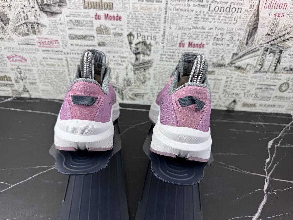 Кросівки Saucony Axon 3 / Розмір 38 Взуття