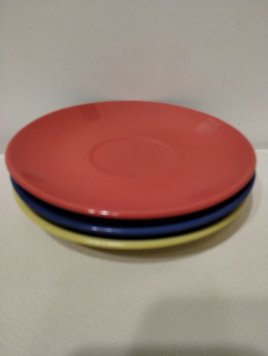 serwis kawowy/ zastawa stołowa/kolorowa/talerzyk
