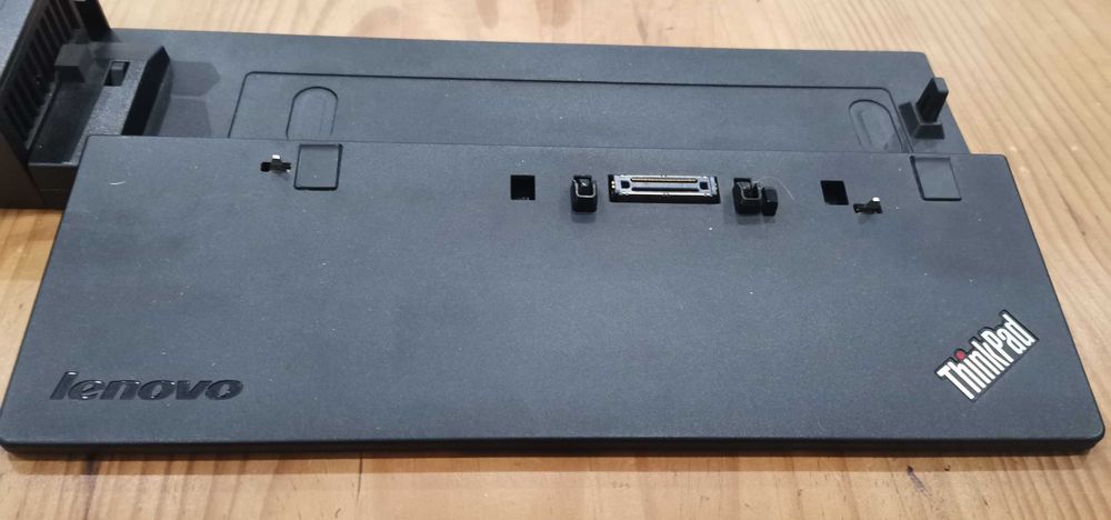 Lenovo Thinkpad Basic Dock c/Carregador 90w435954238170091524