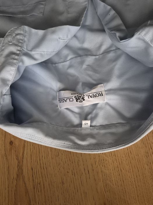 2 koszule niebieska i Biała