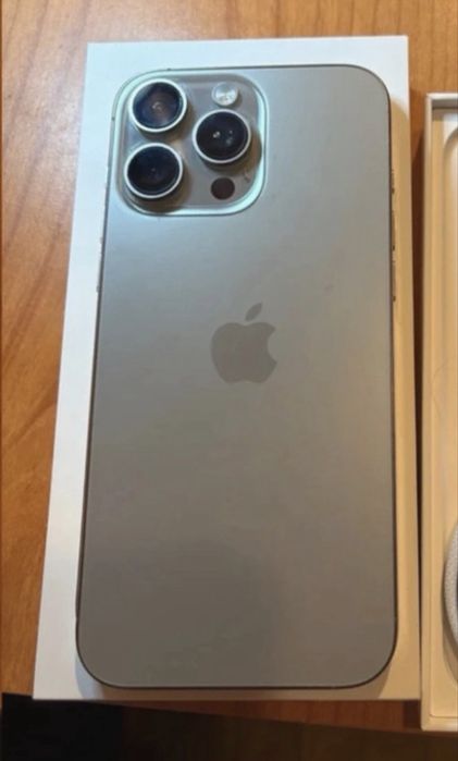 Iphone 16 pro max 256gb com fatura e garantia